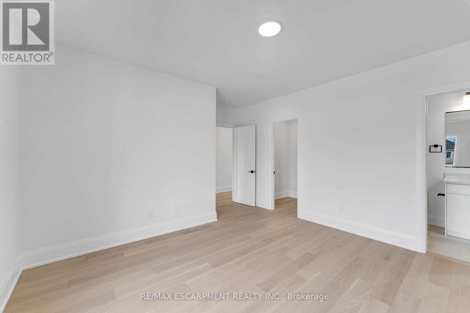 2350 Eighth Line, Oakville, Ontario  L6H 7E6 - Photo 40 - W13032326