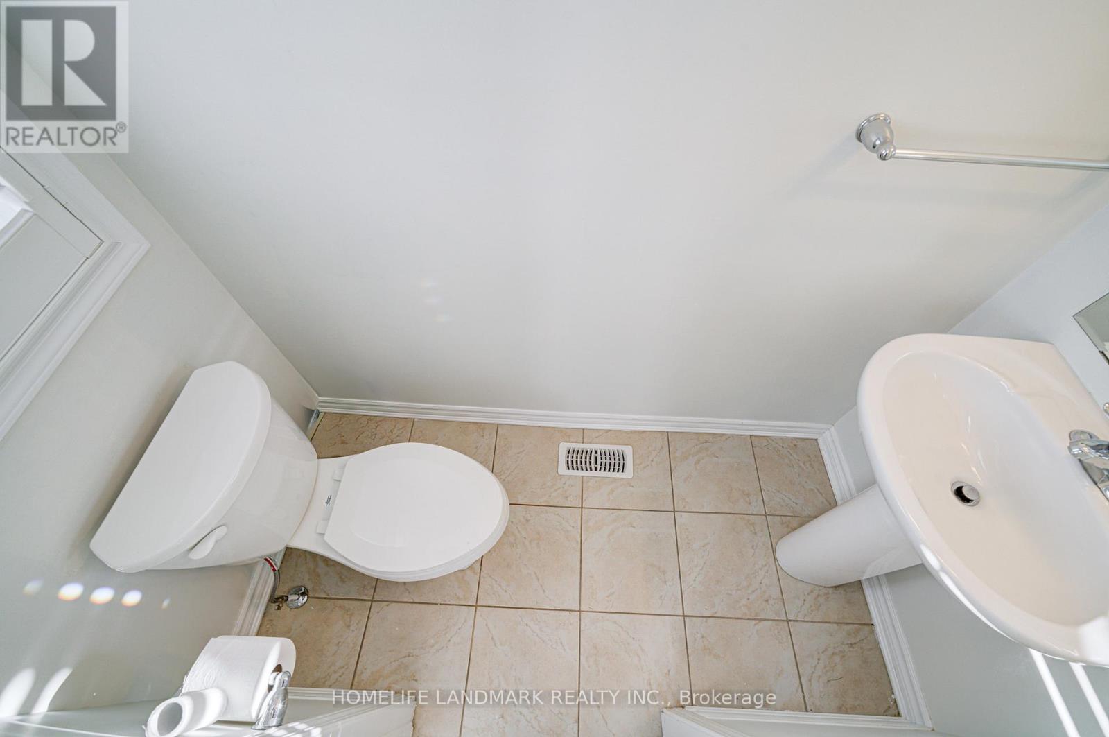 1391 Whitney Terrace, Milton, Ontario  L9E 0B8 - Photo 4 - W13032336