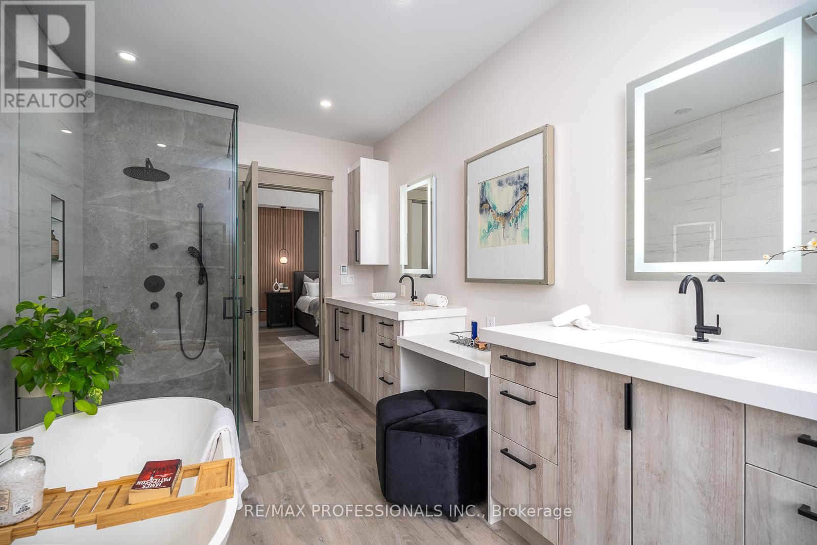 1039 Lorne Park Road, Mississauga, Ontario  L5H 2Z9 - Photo 31 - W13032352