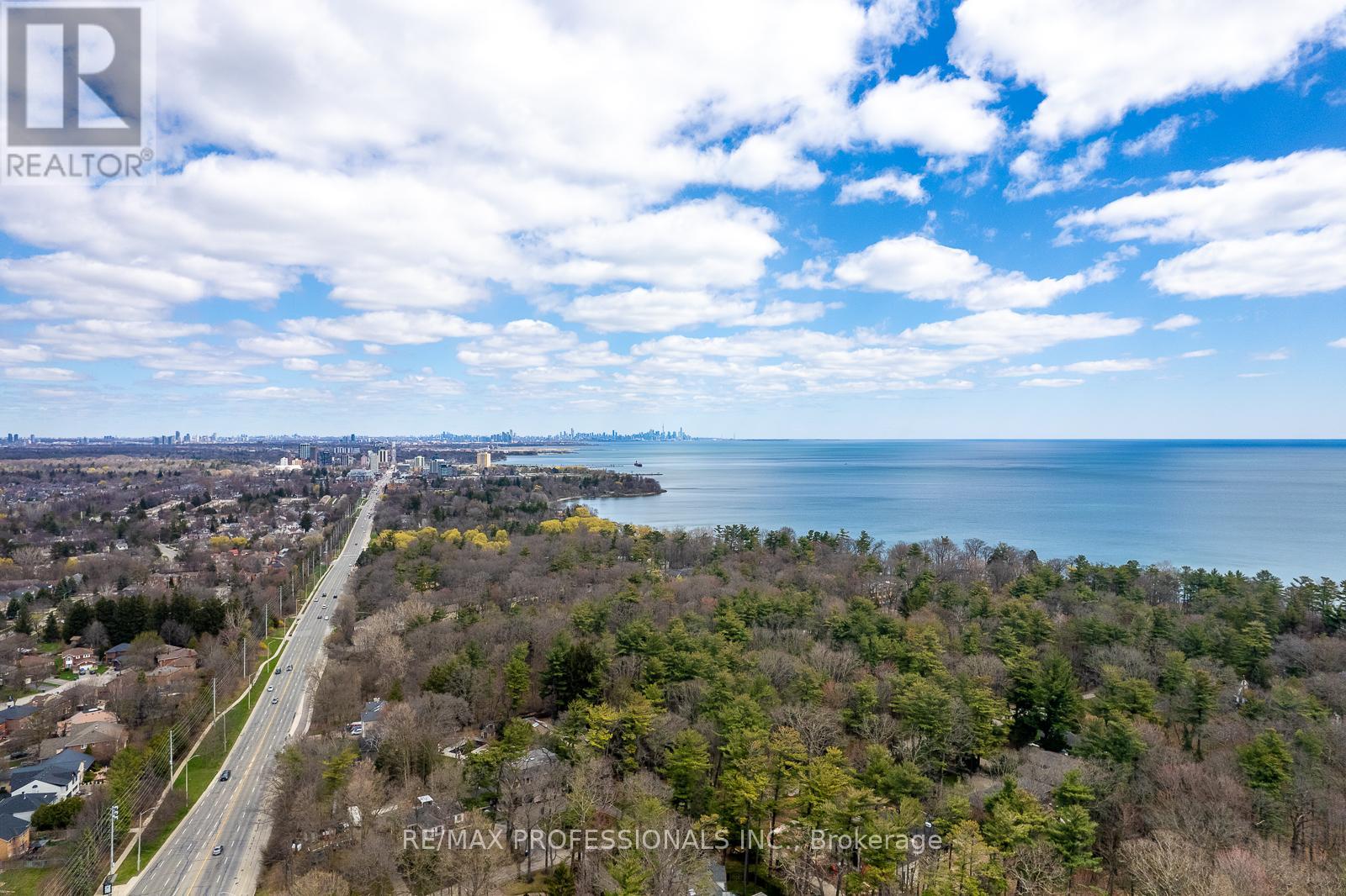 1039 Lorne Park Road, Mississauga, Ontario  L5H 2Z9 - Photo 50 - W13032352