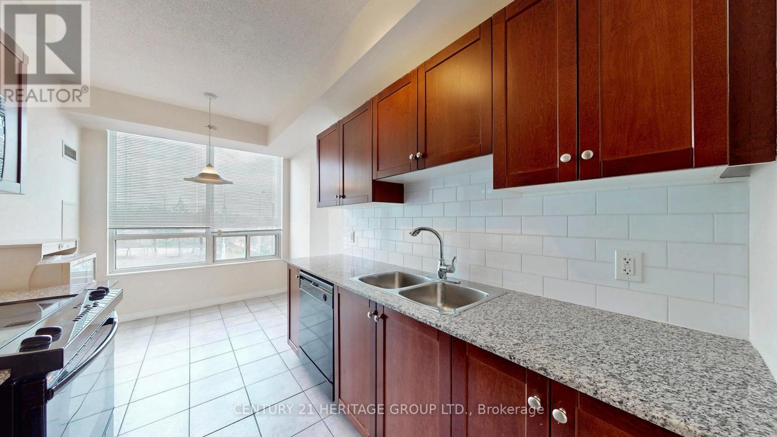 405 - 1359 Rathburn Road E, Mississauga, Ontario  L4W 5P7 - Photo 13 - W13032398