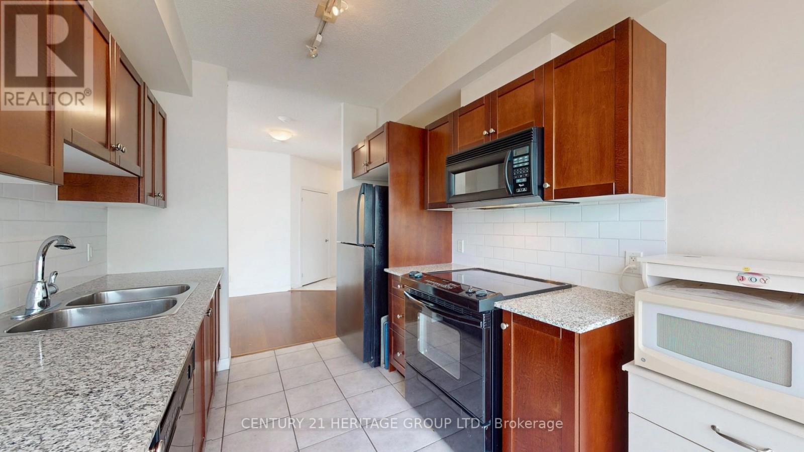 405 - 1359 Rathburn Road E, Mississauga, Ontario  L4W 5P7 - Photo 15 - W13032398