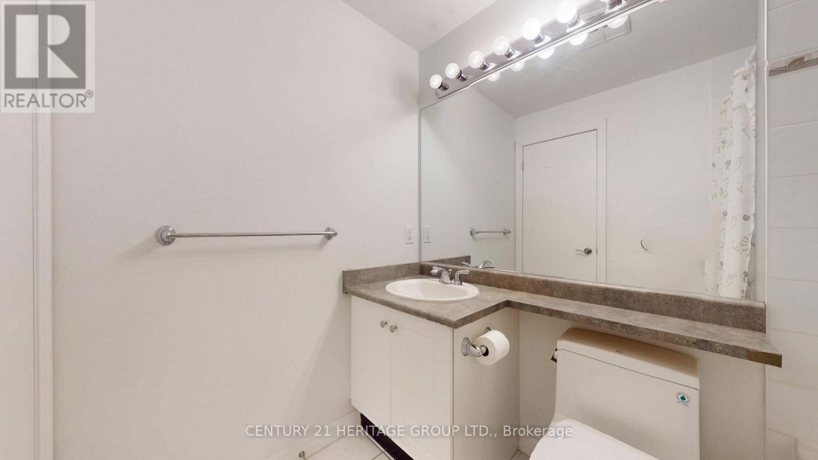 405 - 1359 Rathburn Road E, Mississauga, Ontario  L4W 5P7 - Photo 23 - W13032398