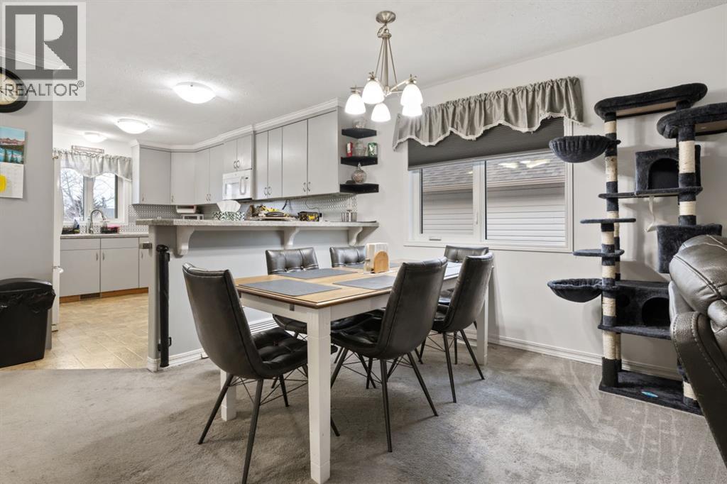 7601 41 Avenue, Camrose, Alberta  T4V 4C7 - Photo 6 - A2285531