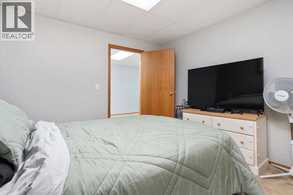 7601 41 Avenue, Camrose, Alberta  T4V 4C7 - Photo 29 - A2285531