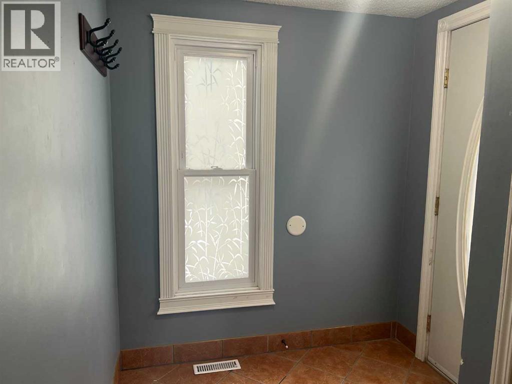 893 Timberline, Fort Mcmurray, Alberta  T9K 1E9 - Photo 19 - A2281888