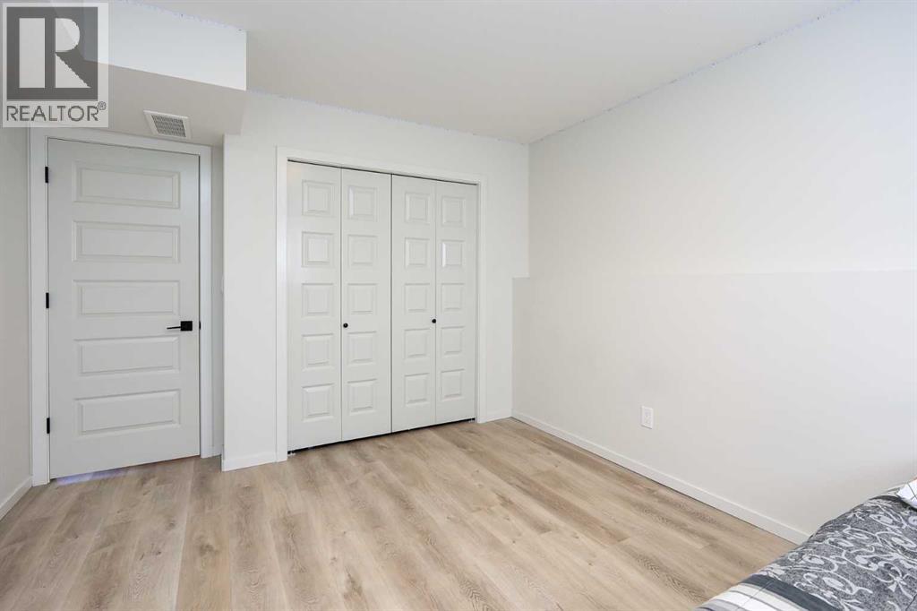 195 Thomlison Avenue, Red Deer, Alberta  T4P 3E6 - Photo 29 - A2303919