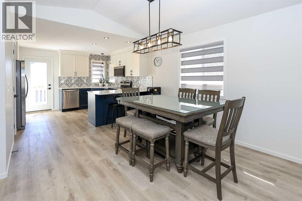 195 Thomlison Avenue, Red Deer, Alberta  T4P 3E6 - Photo 7 - A2303919