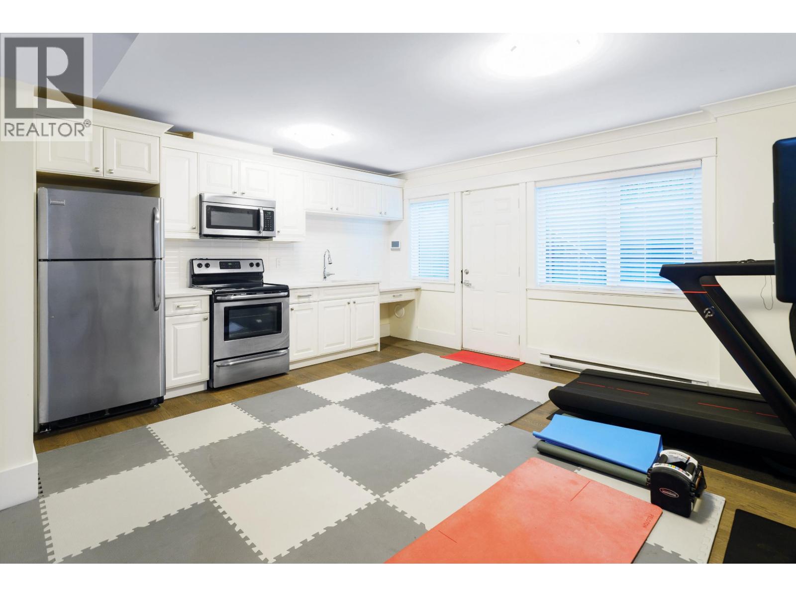 841 Rochester Avenue, Coquitlam, British Columbia  V3K 2W4 - Photo 36 - R3113655