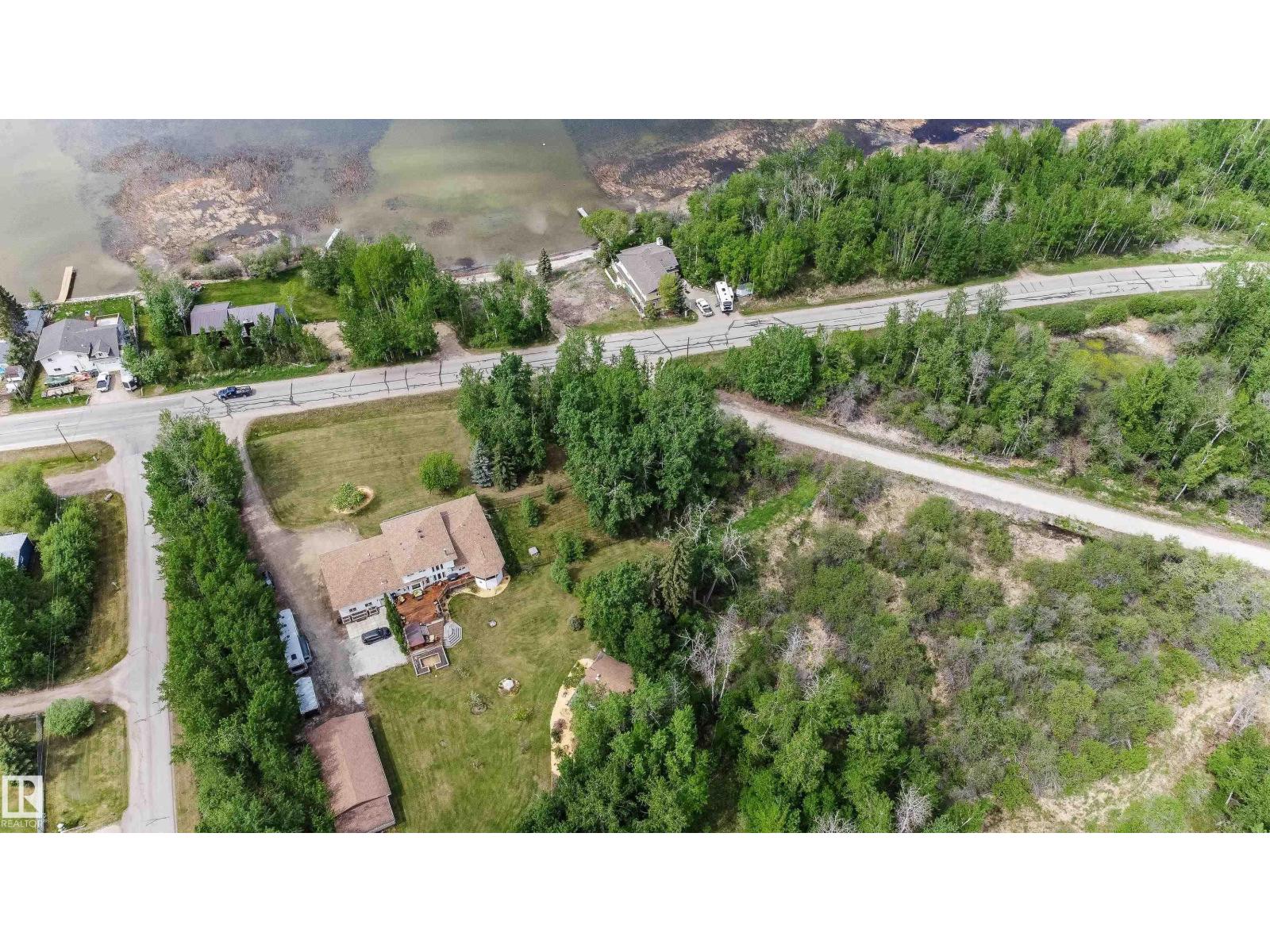 54431 Ste. Anne Tr, Rural Lac Ste. Anne County, Alberta  T0A 0A0 - Photo 44 - E4483576