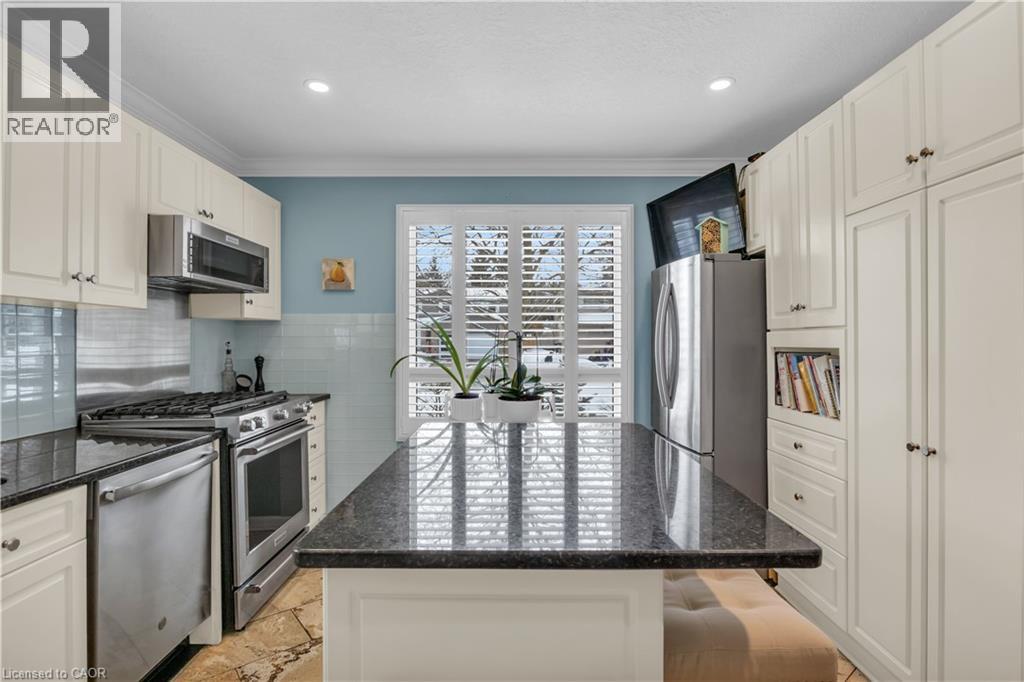 197 Autumn Hill Crescent, Kitchener, Ontario  N2N 1K9 - Photo 4 - 40823192