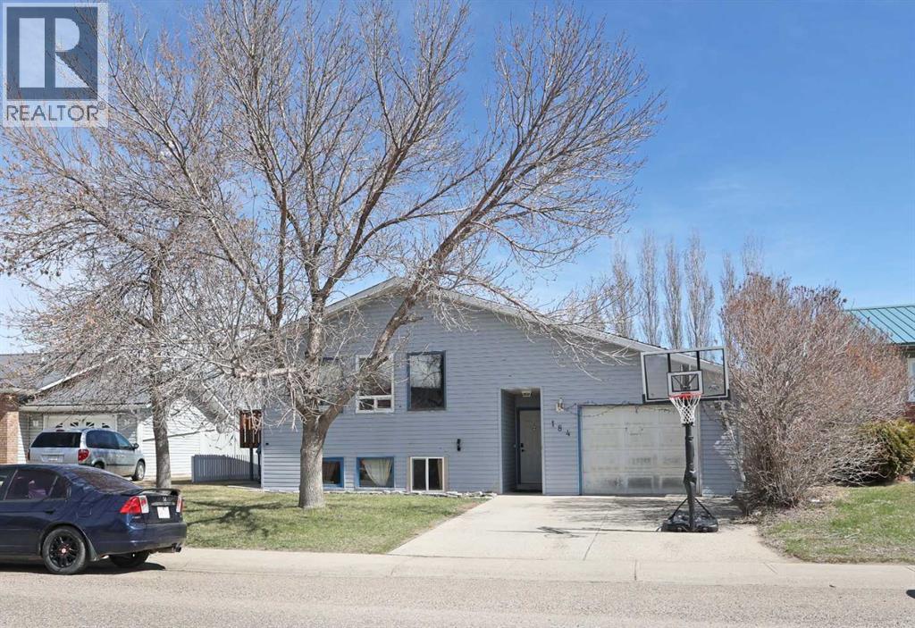 184 Upland Boulevard W, Brooks, Alberta  T1R 0R1 - Photo 1 - A2302379