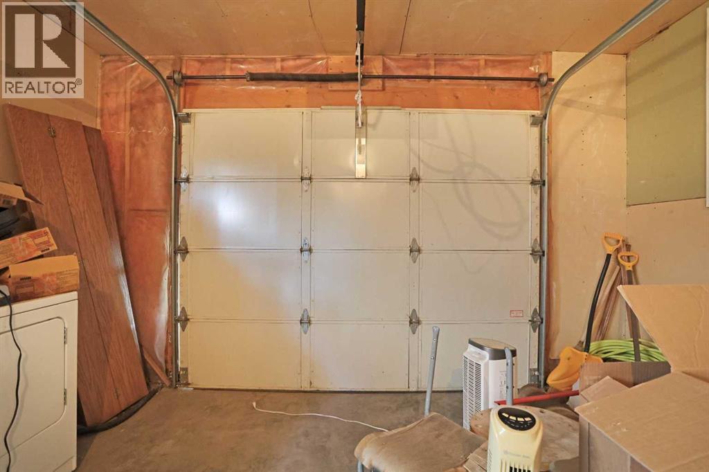 184 Upland Boulevard W, Brooks, Alberta  T1R 0R1 - Photo 40 - A2302379