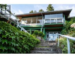 4415 WOODCREST ROAD, West Vancouver, British Columbia