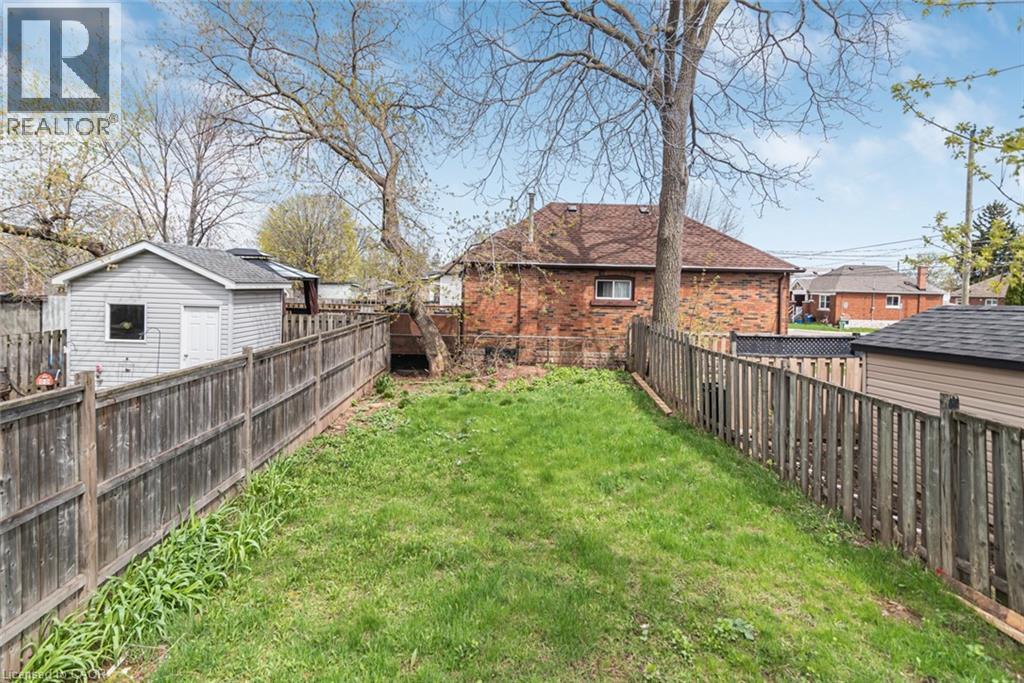 297 Britannia Avenue, Hamilton, Ontario  L8H 1Y2 - Photo 45 - 40823208