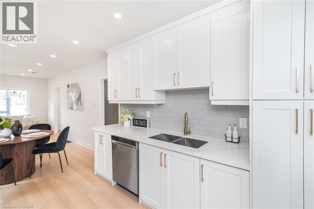 297 Britannia Avenue, Hamilton, Ontario  L8H 1Y2 - Photo 18 - 40823208