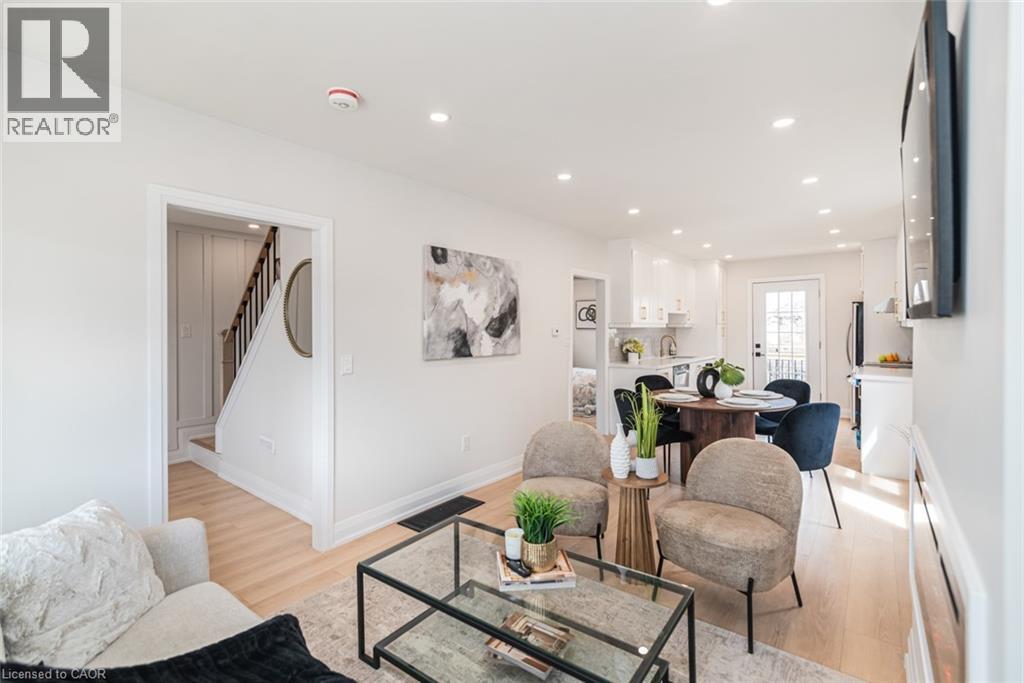 297 Britannia Avenue, Hamilton, Ontario  L8H 1Y2 - Photo 9 - 40823208