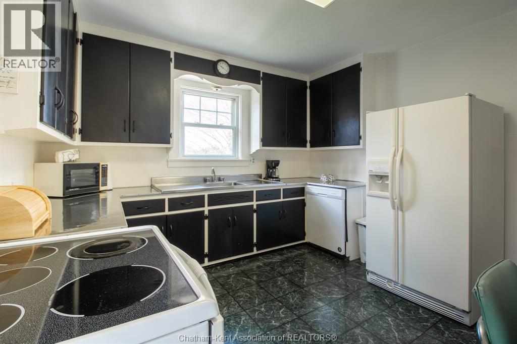 18336 Erieau Road, Blenheim, Ontario  N0P 1A0 - Photo 10 - 26008325