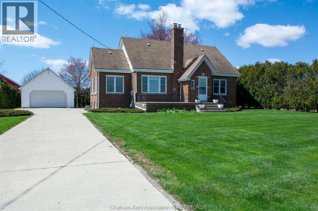 18336 Erieau Road, Blenheim, Ontario  N0P 1A0 - Photo 2 - 26008325