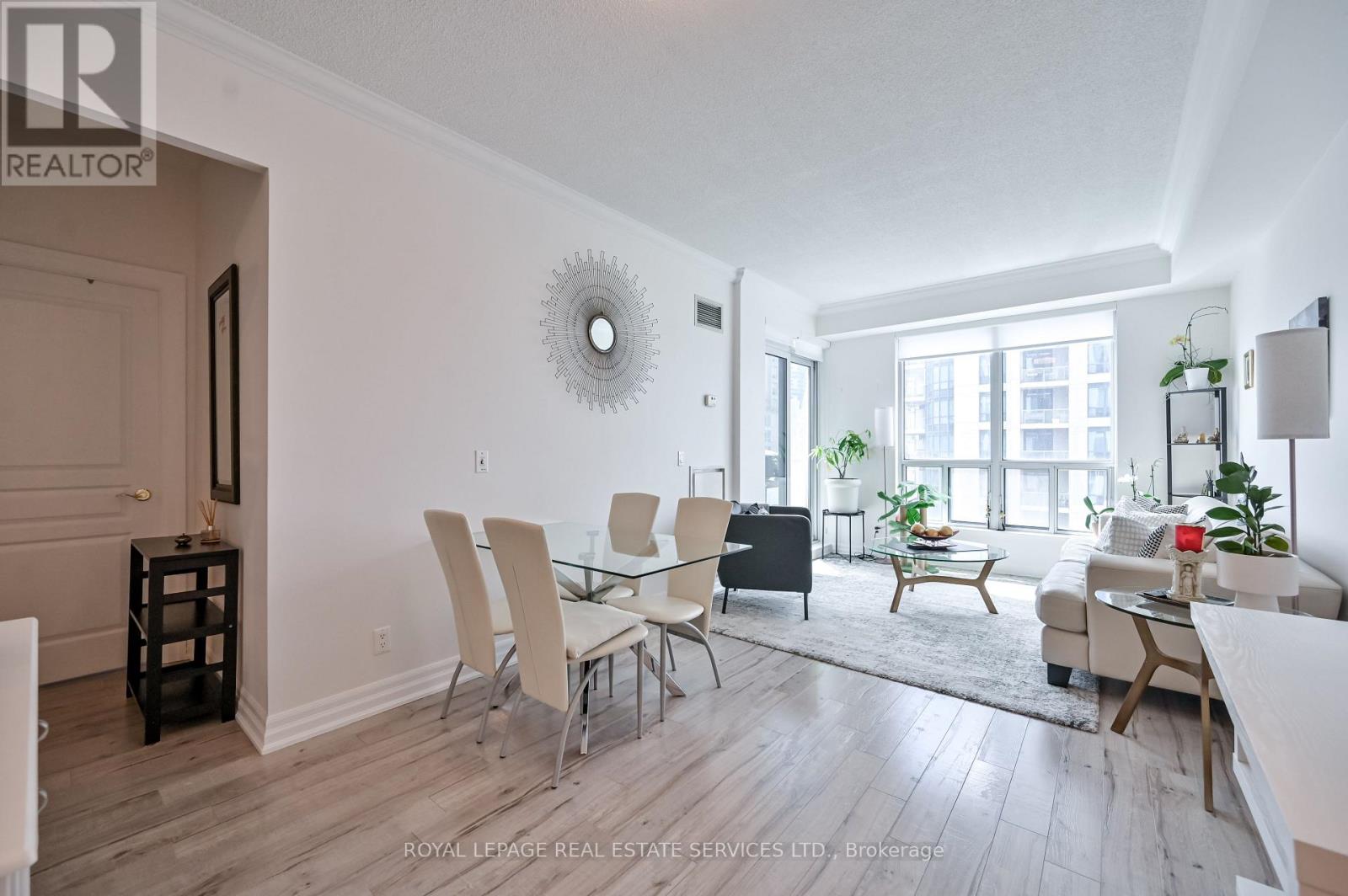 1113 - 2083 Lake Shore Boulevard W, Toronto, Ontario  M8V 4G2 - Photo 9 - W13011642