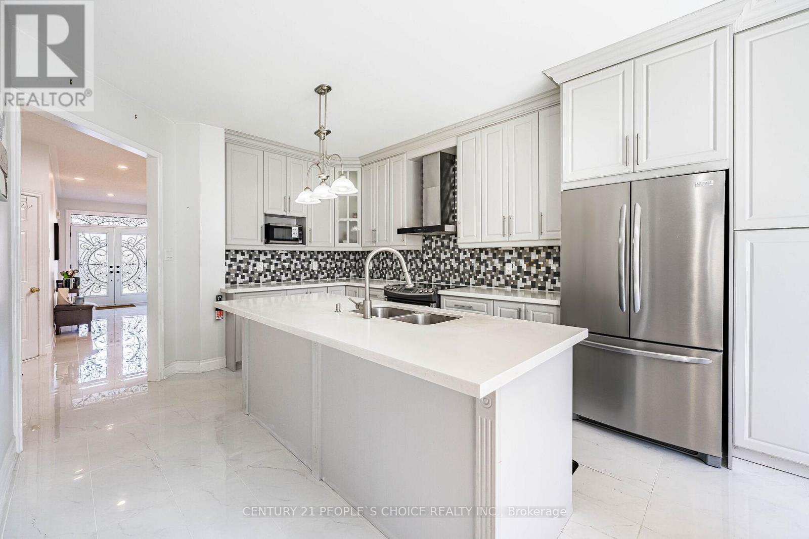 23 Smoothwater Street, Brampton, Ontario  L6R 2G2 - Photo 10 - W13024702