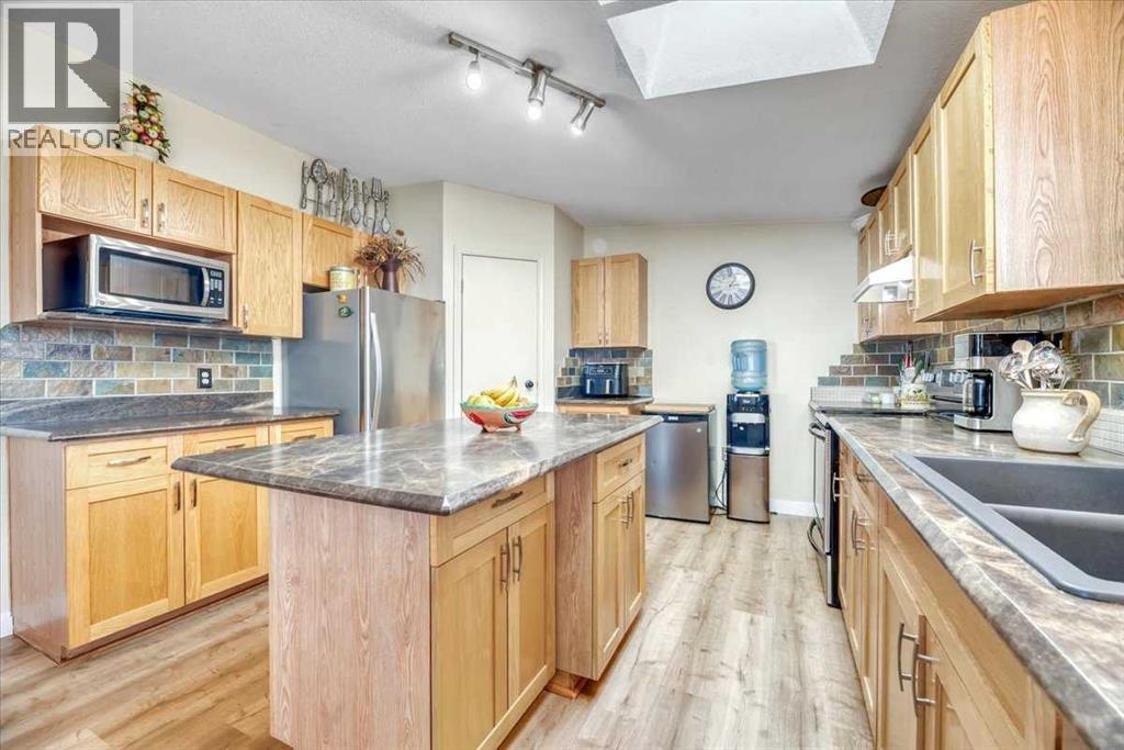 233076 Range Road 245, Rural Wheatland County, Alberta  T1P 1J6 - Photo 14 - A2303772