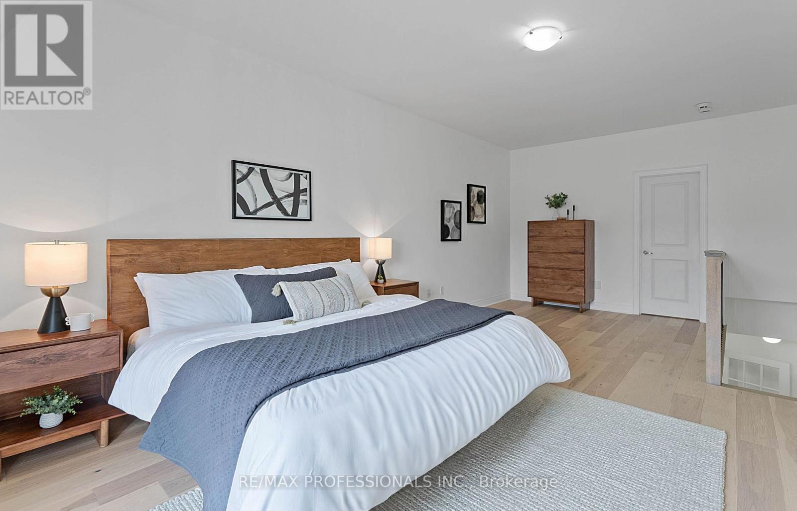 819b Oxford Street, Toronto, Ontario  M8Z 0B3 - Photo 42 - W13031606