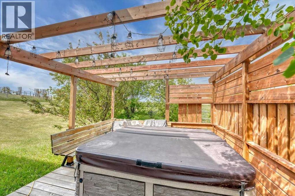 233076 Range Road 245, Rural Wheatland County, Alberta  T1P 1J6 - Photo 35 - A2303772