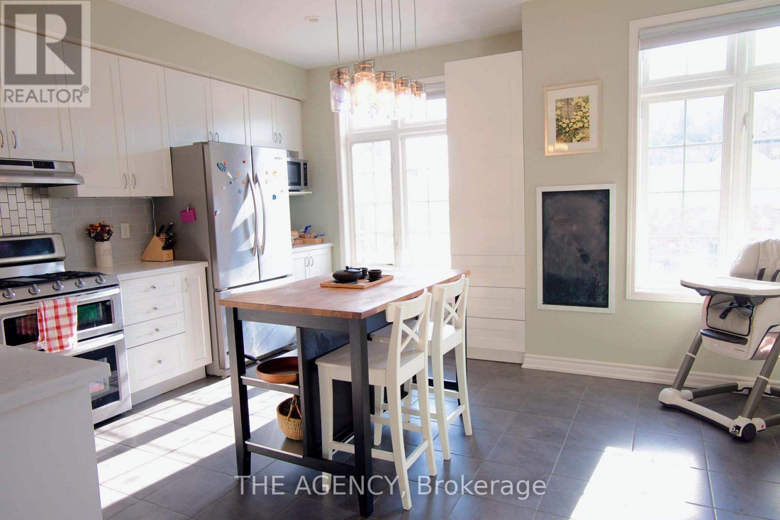 6 - 1127 Haig Boulevard, Mississauga, Ontario  L5E 2M6 - Photo 3 - W13025848