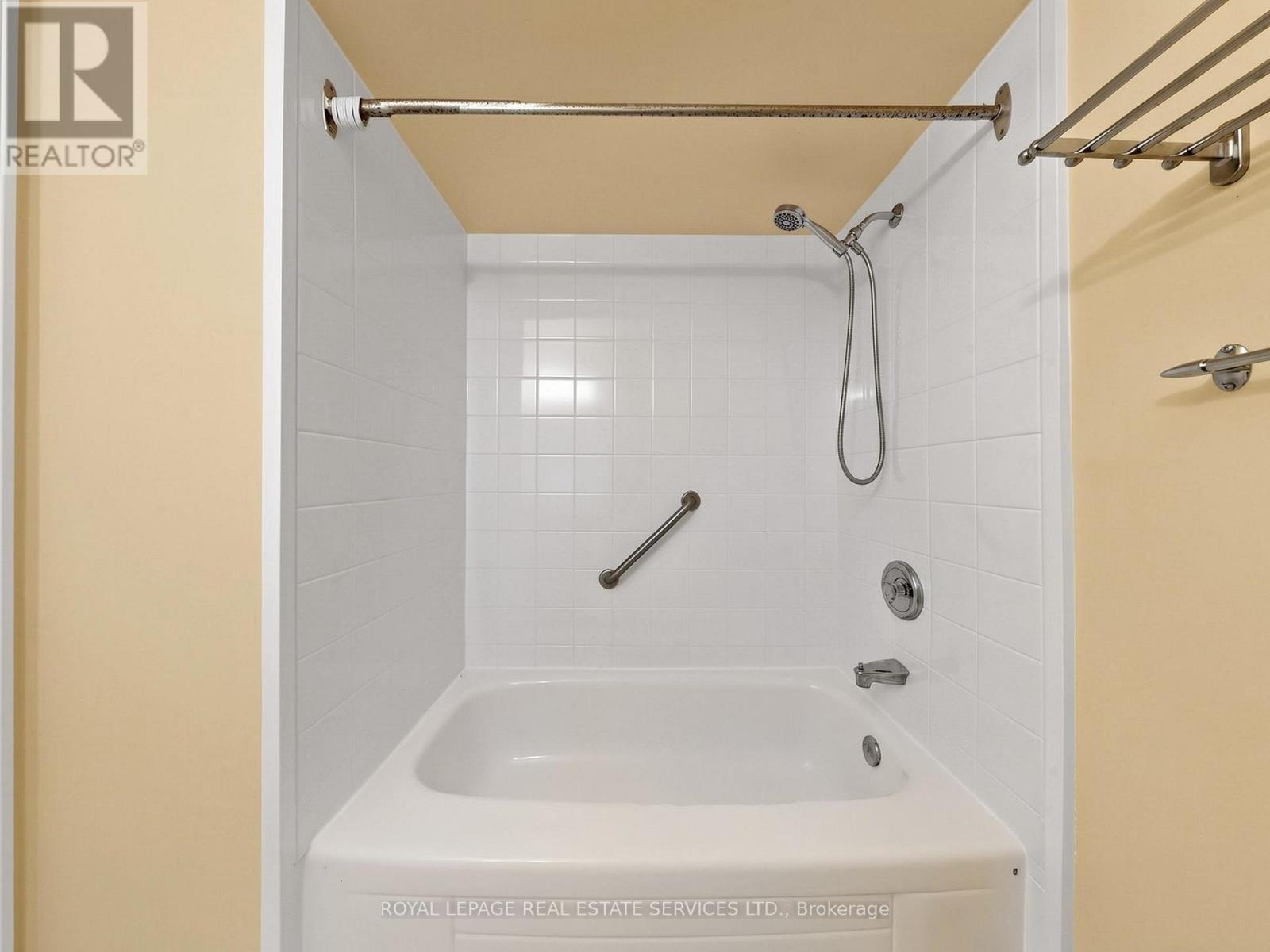 21 - 530 Falgarwood Drive, Oakville, Ontario  L6H 1N3 - Photo 33 - W13018532