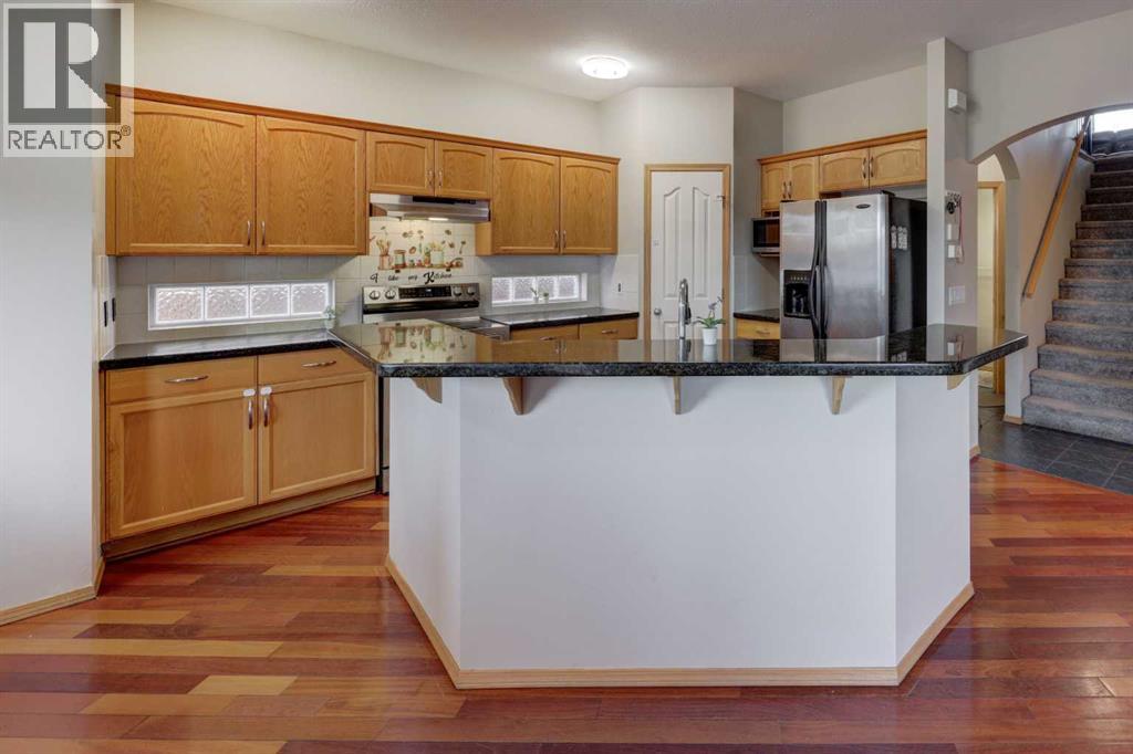 17 Royal Birch Way NW, Calgary, Alberta  T3G 5X8 - Photo 7 - A2304084