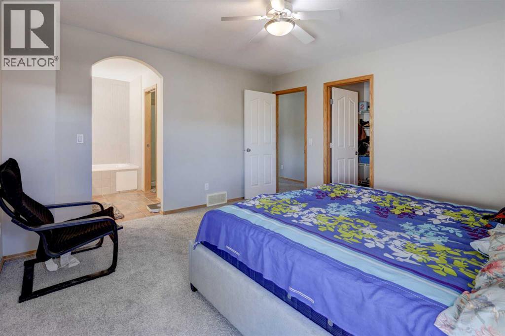 17 Royal Birch Way NW, Calgary, Alberta  T3G 5X8 - Photo 15 - A2304084