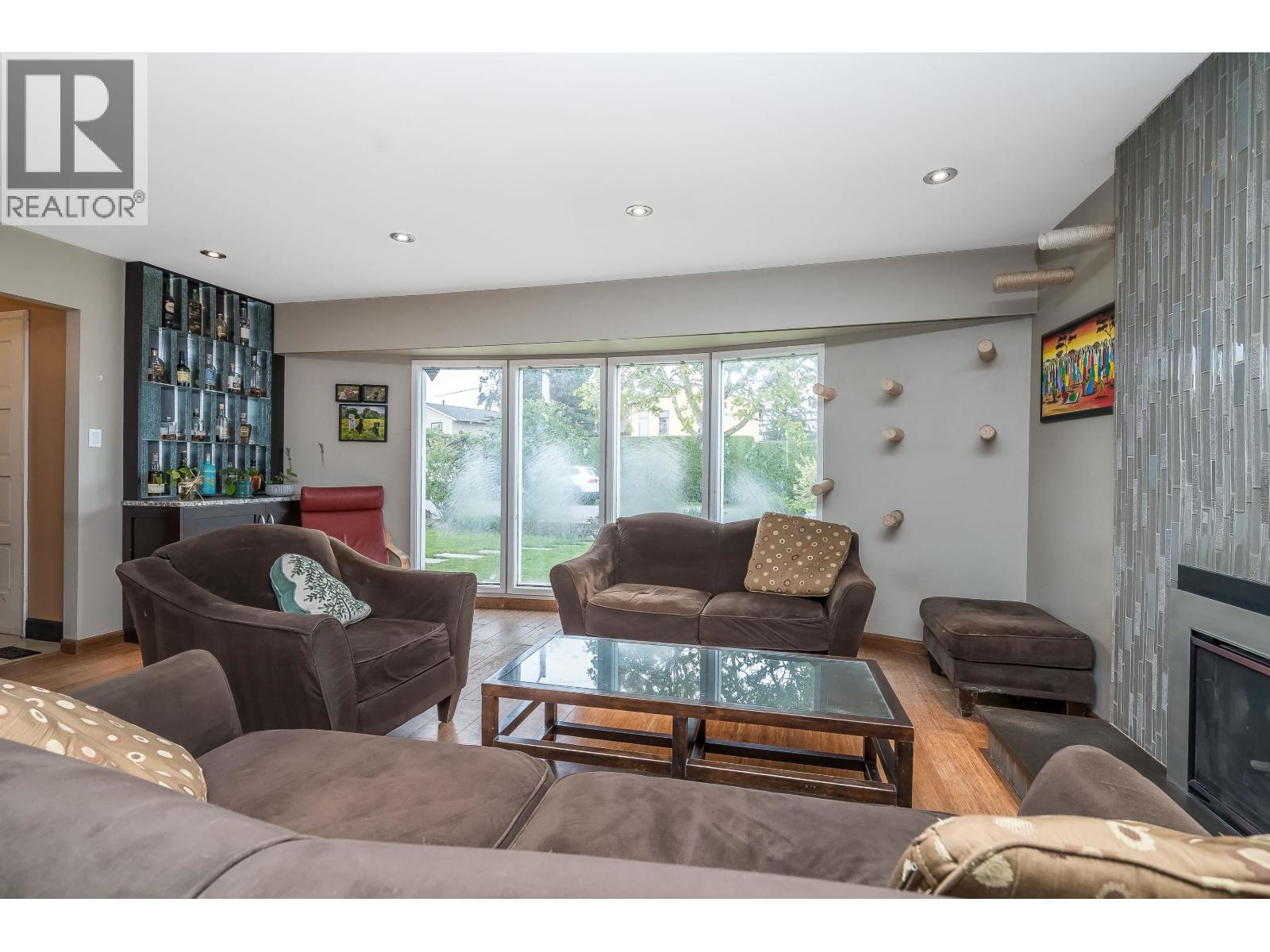 5463 50 Avenue, Ladner, British Columbia  V4K 2A1 - Photo 9 - R3113398