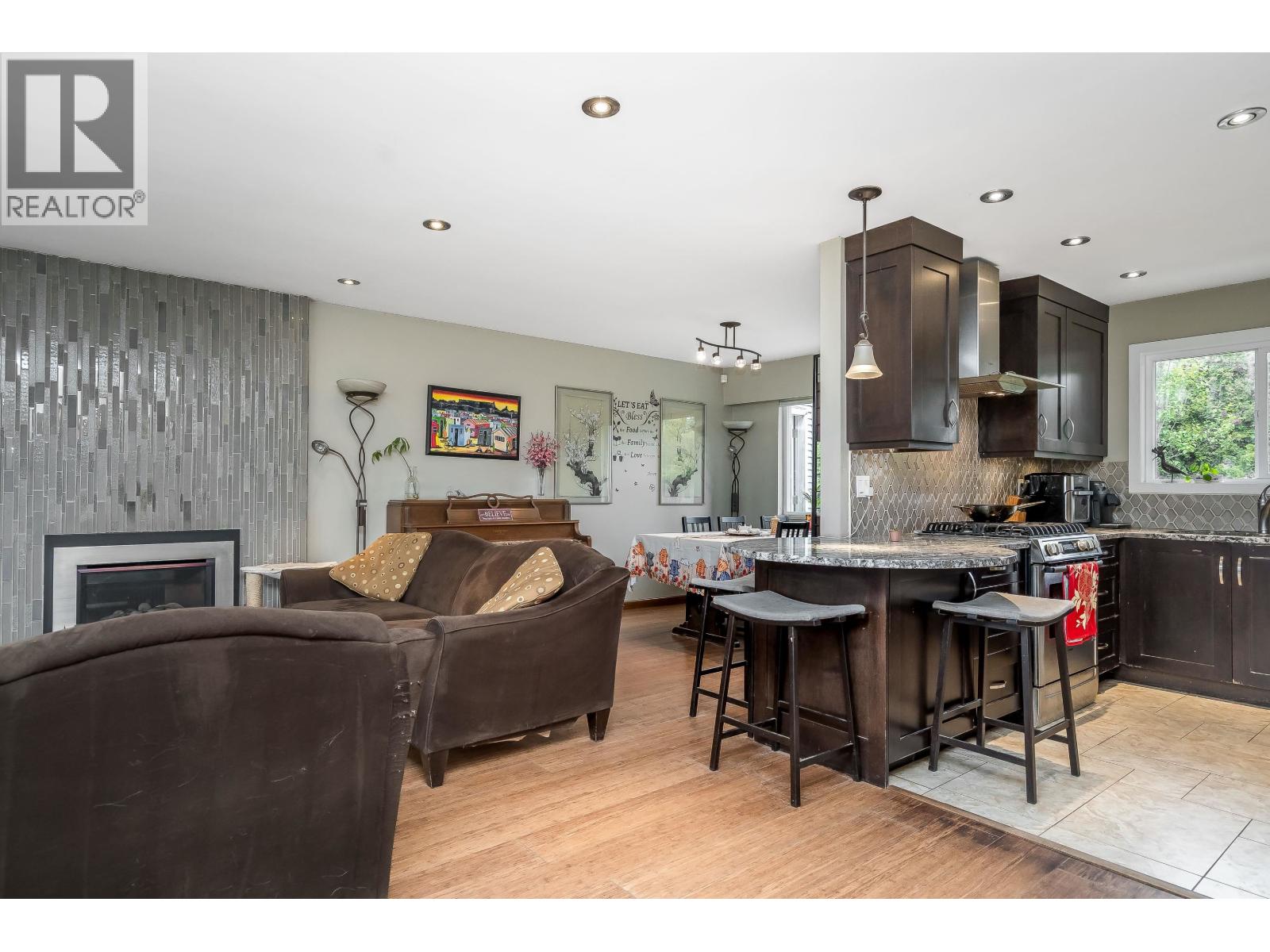 5463 50 Avenue, Ladner, British Columbia  V4K 2A1 - Photo 11 - R3113398