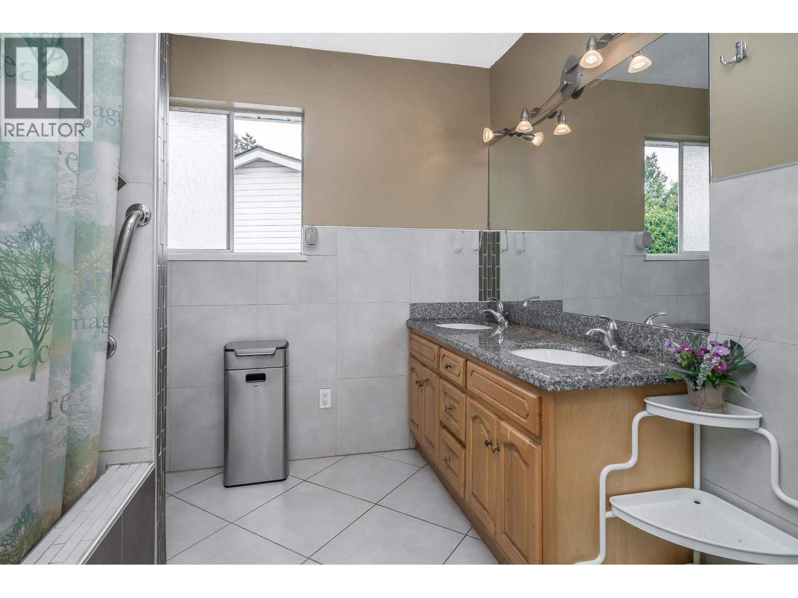 5463 50 Avenue, Ladner, British Columbia  V4K 2A1 - Photo 23 - R3113398