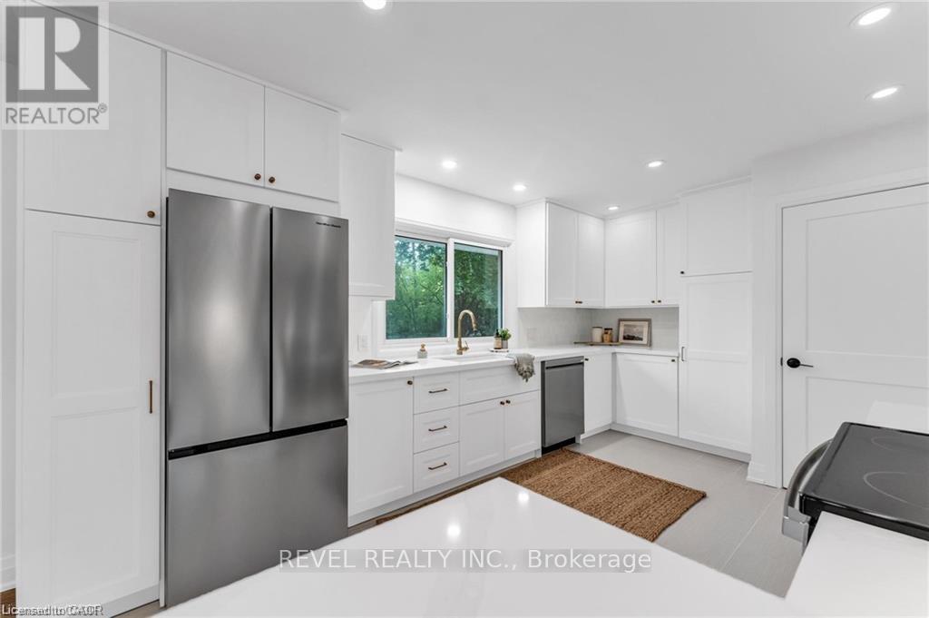 95 Seneca Drive, Hamilton (Ancaster), Ontario  L9G 3B7 - Photo 7 - X13032306