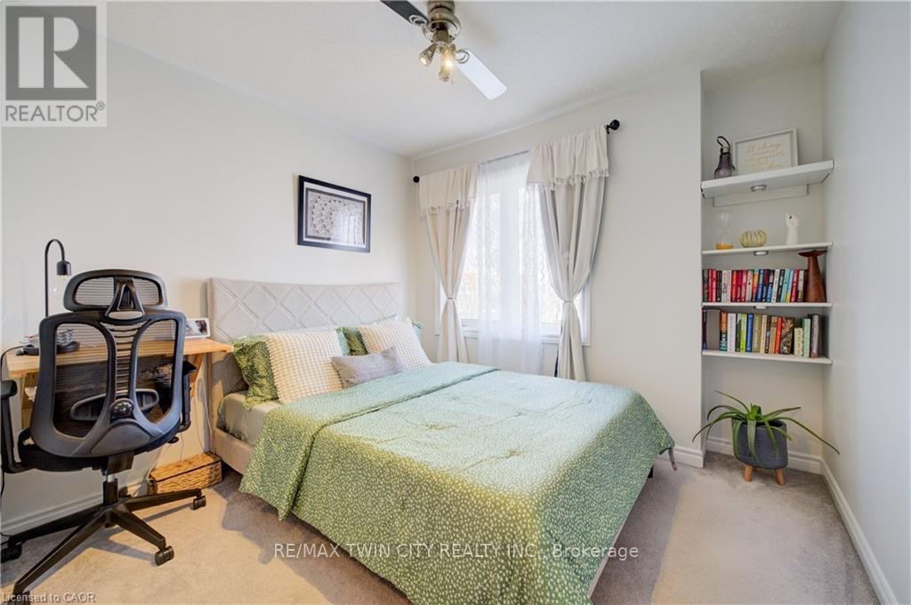 142 Daylily Lane, Kitchener, Ontario  N2R 0L7 - Photo 22 - X13032350