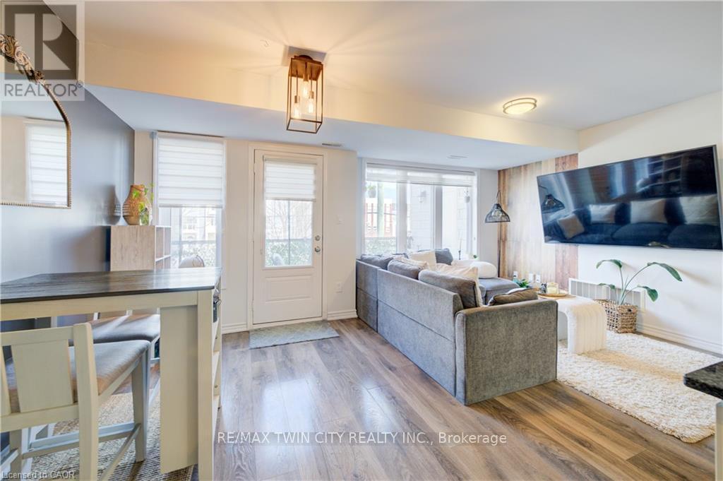 142 Daylily Lane, Kitchener, Ontario  N2R 0L7 - Photo 9 - X13032350