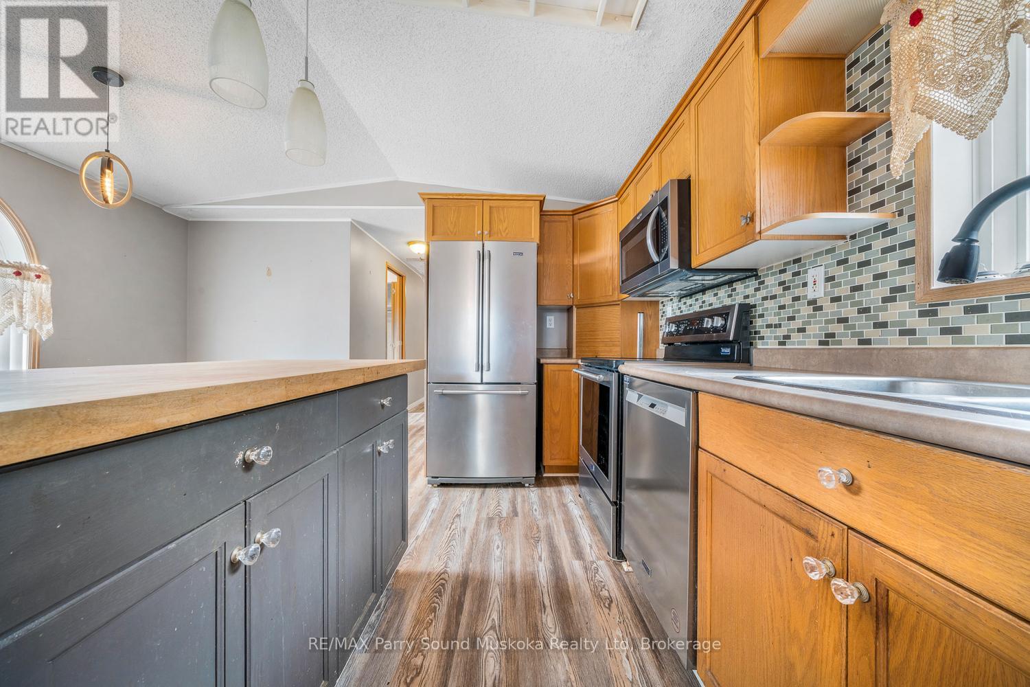 3 Little's Lane, Carling, Ontario  P0G 1G0 - Photo 21 - X12859444