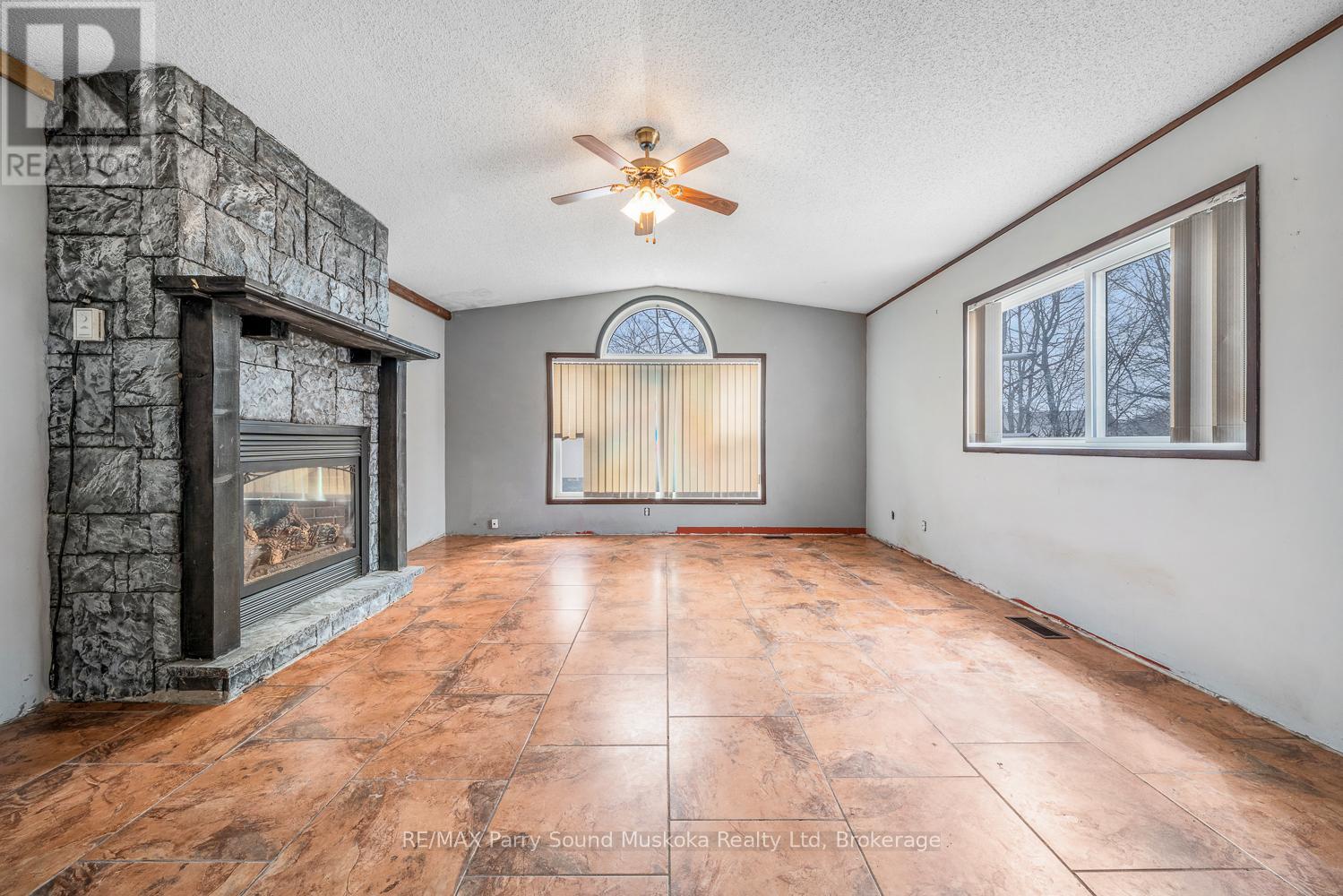 3 Little's Lane, Carling, Ontario  P0G 1G0 - Photo 23 - X12859444