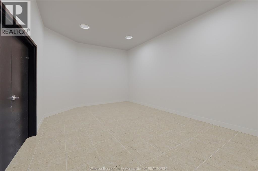 459 Ouellette Avenue, Windsor, Ontario  N9A 4J2 - Photo 10 - 26008943