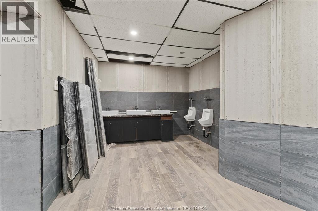 459 Ouellette Avenue, Windsor, Ontario  N9A 4J2 - Photo 14 - 26008943