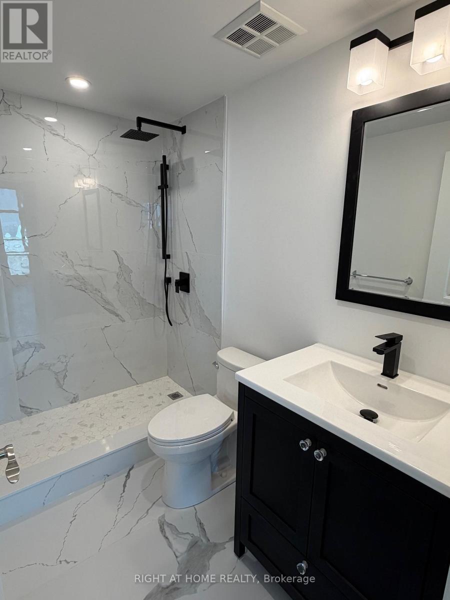 1807 - 35 Mariner Terrace, Toronto, Ontario  M5V 3V9 - Photo 9 - C13028282