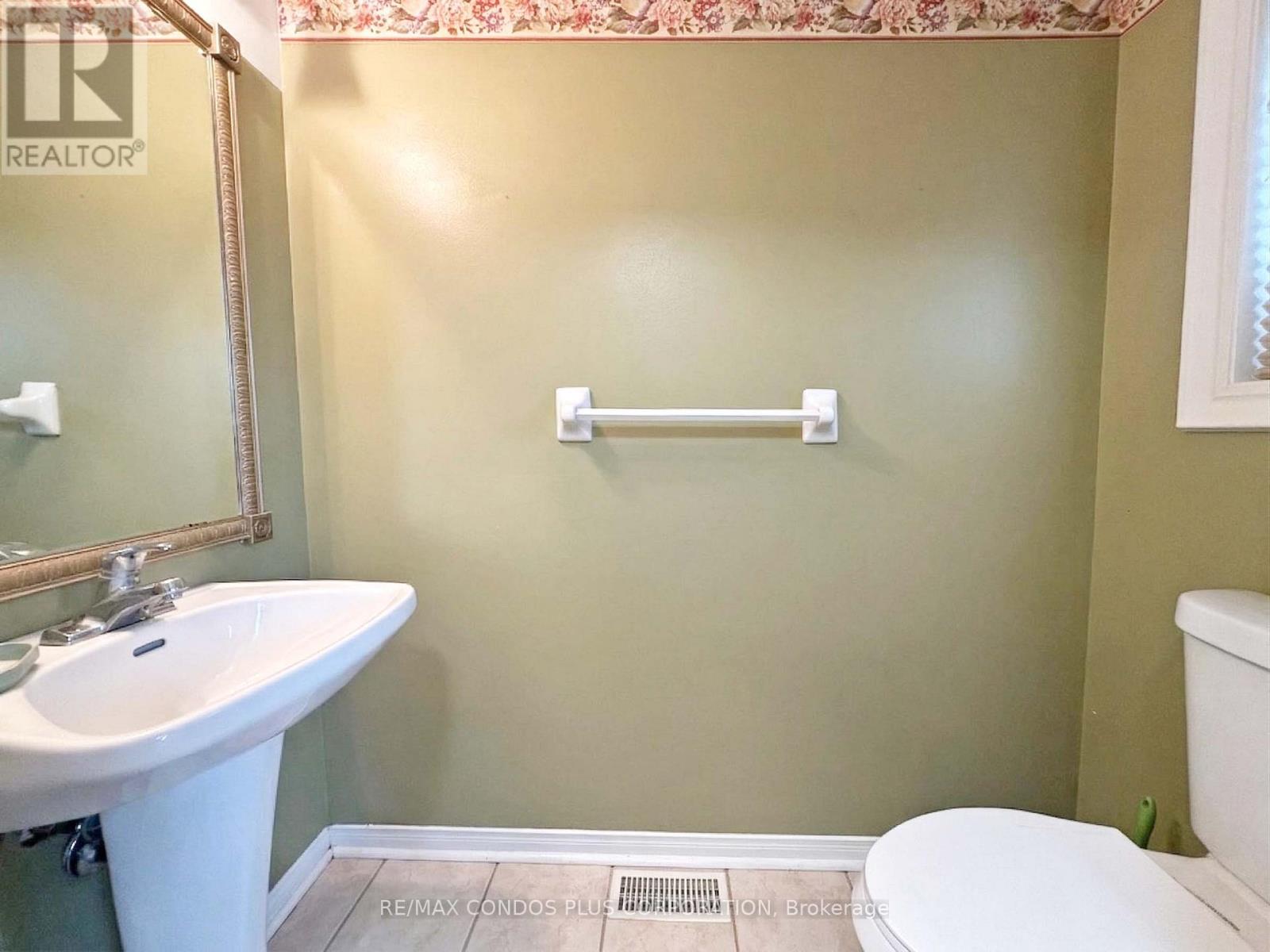 517 Ravenstone Crescent, Mississauga, Ontario  L5R 4A6 - Photo 12 - W12807886