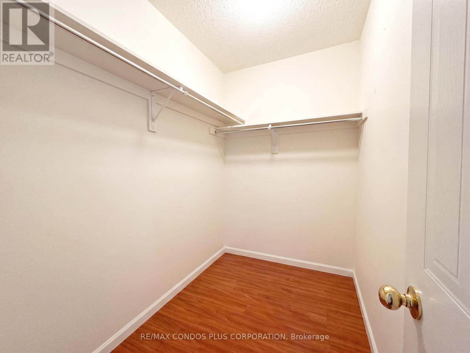 517 Ravenstone Crescent, Mississauga, Ontario  L5R 4A6 - Photo 14 - W12807886