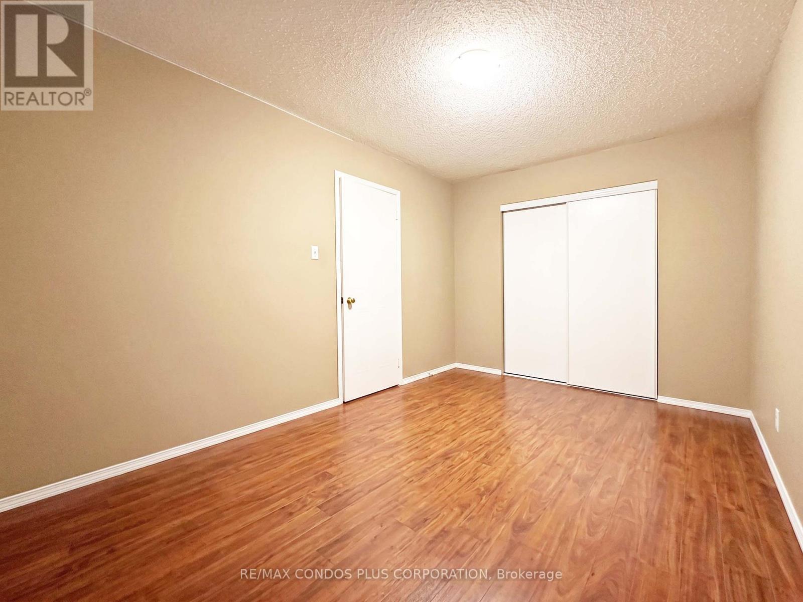 517 Ravenstone Crescent, Mississauga, Ontario  L5R 4A6 - Photo 16 - W12807886