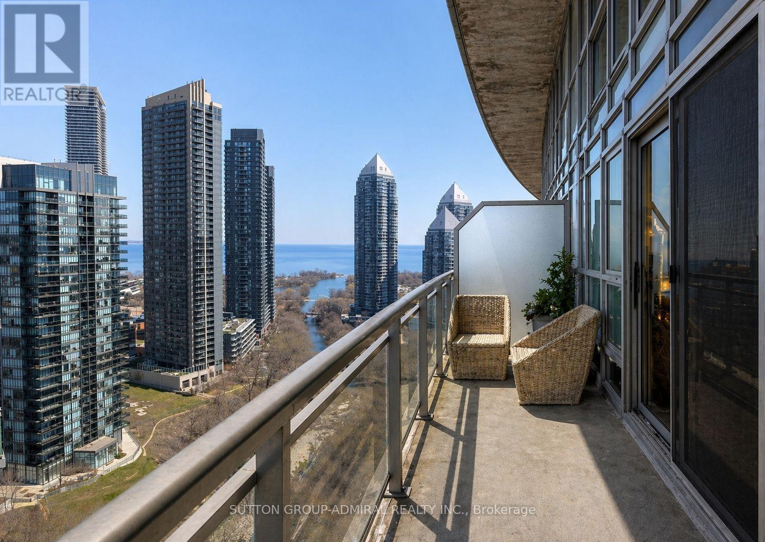 2513 - 155 Legion Road N, Toronto, Ontario  M8Y 0A7 - Photo 14 - W12966730