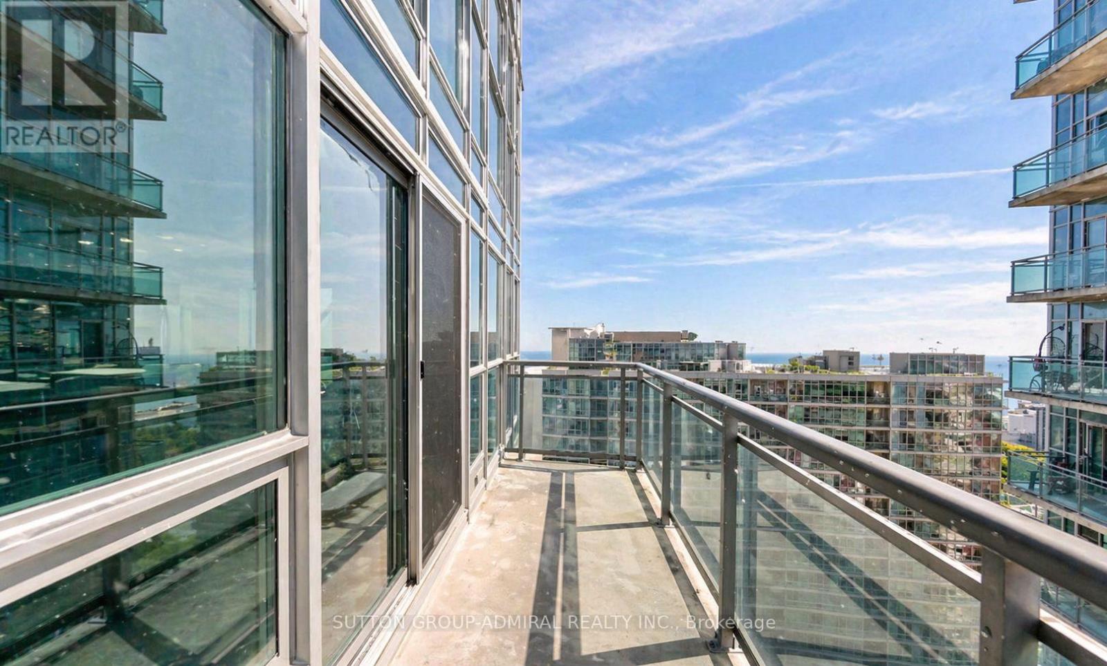 2513 - 155 Legion Road N, Toronto, Ontario  M8Y 0A7 - Photo 13 - W12966730