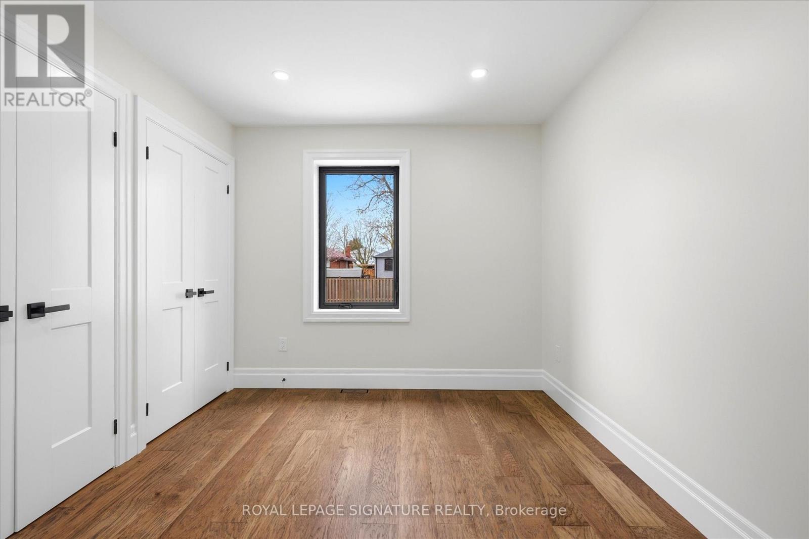 24 Treeview Drive, Toronto, Ontario  M8W 4B9 - Photo 17 - W13029572