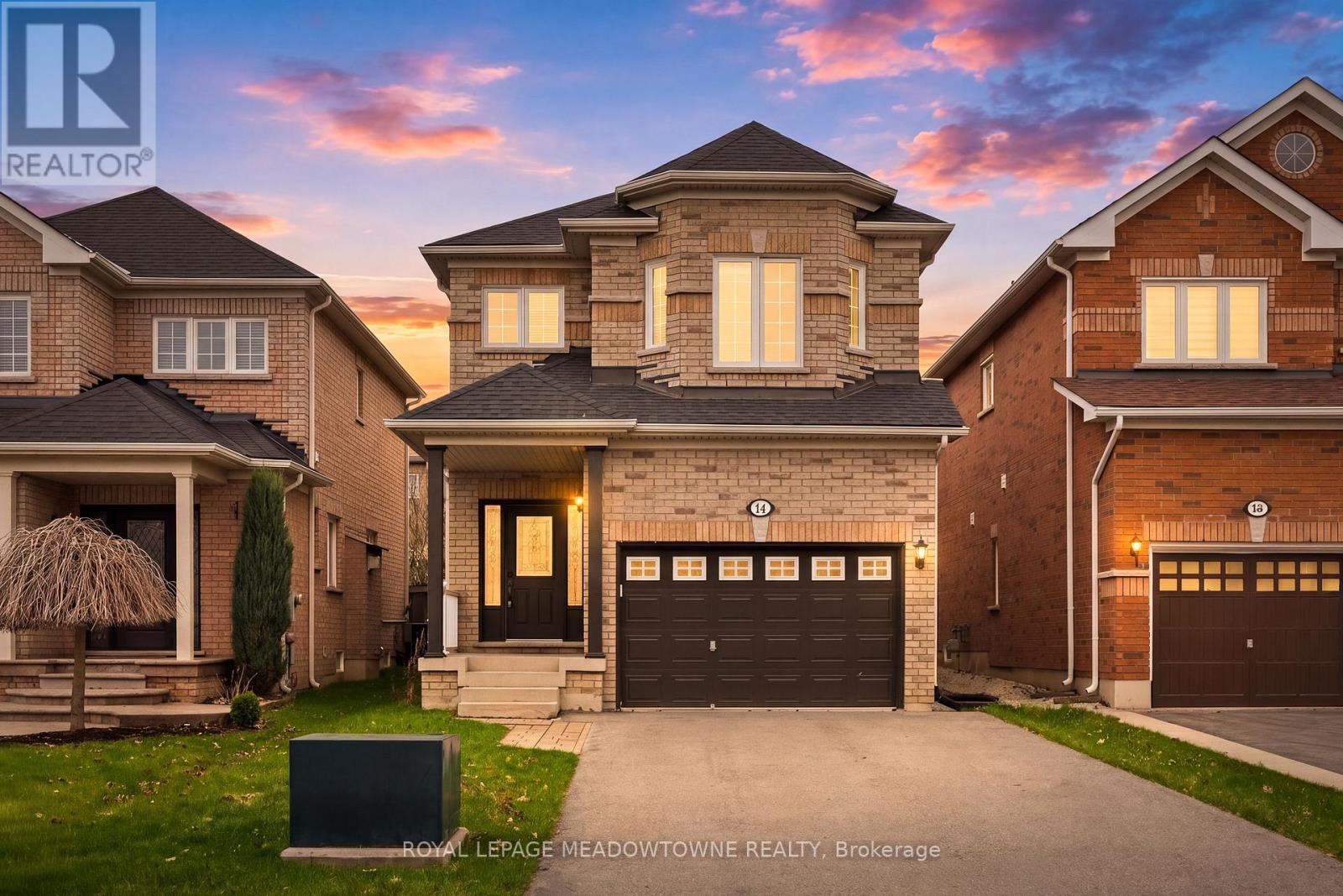 14 Eagleview Way, Halton Hills, Ontario  L7G 6N3 - Photo 4 - W13031708